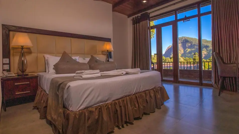 Deluxe Queen Room With Ella Rock View at Ella Heritage, Ella